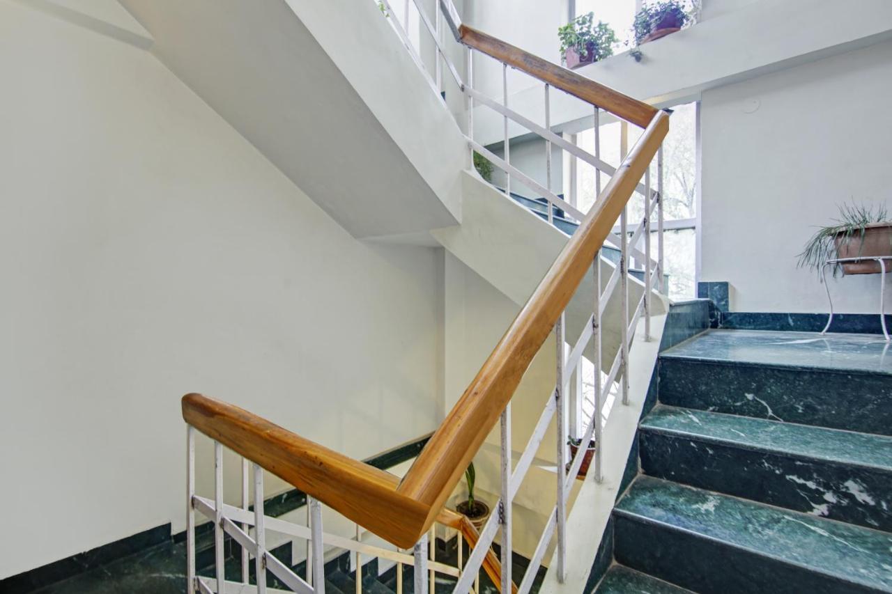 Itsy Hotels Crystal Palace With Valley View Шимла Экстерьер фото