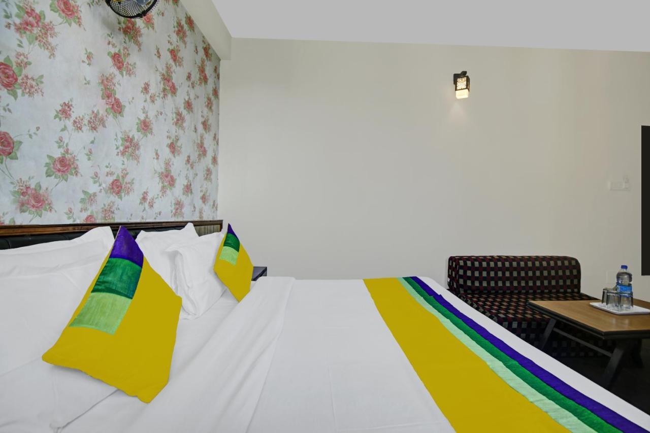 Itsy Hotels Crystal Palace With Valley View Шимла Экстерьер фото